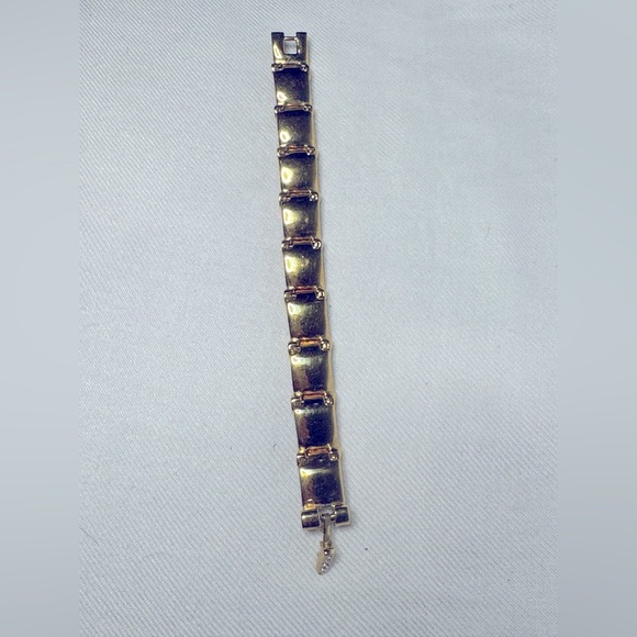 Swarovski 🤩HOST PICK 🤩gold bracelet with black enamel and crystal accents USED - Picture 2 of 11